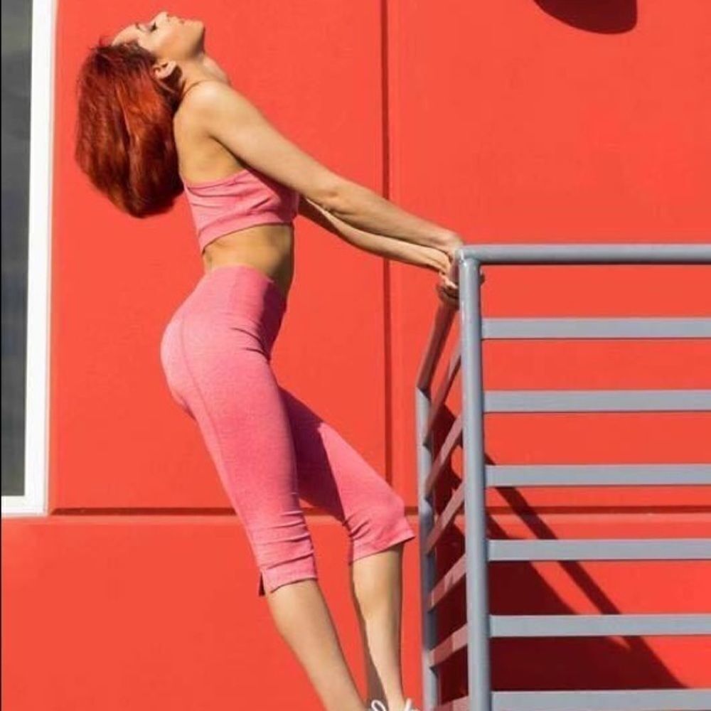 New Capris Coral Color Story fitness pant